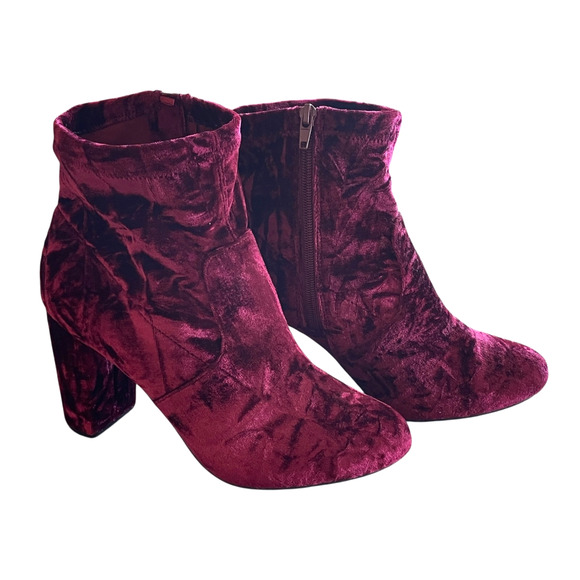 LANE BRYANT Women's Size 10W Red Wine Velvet Side Zip Chunky Heel Ankle Booties - Picture 1 of 8